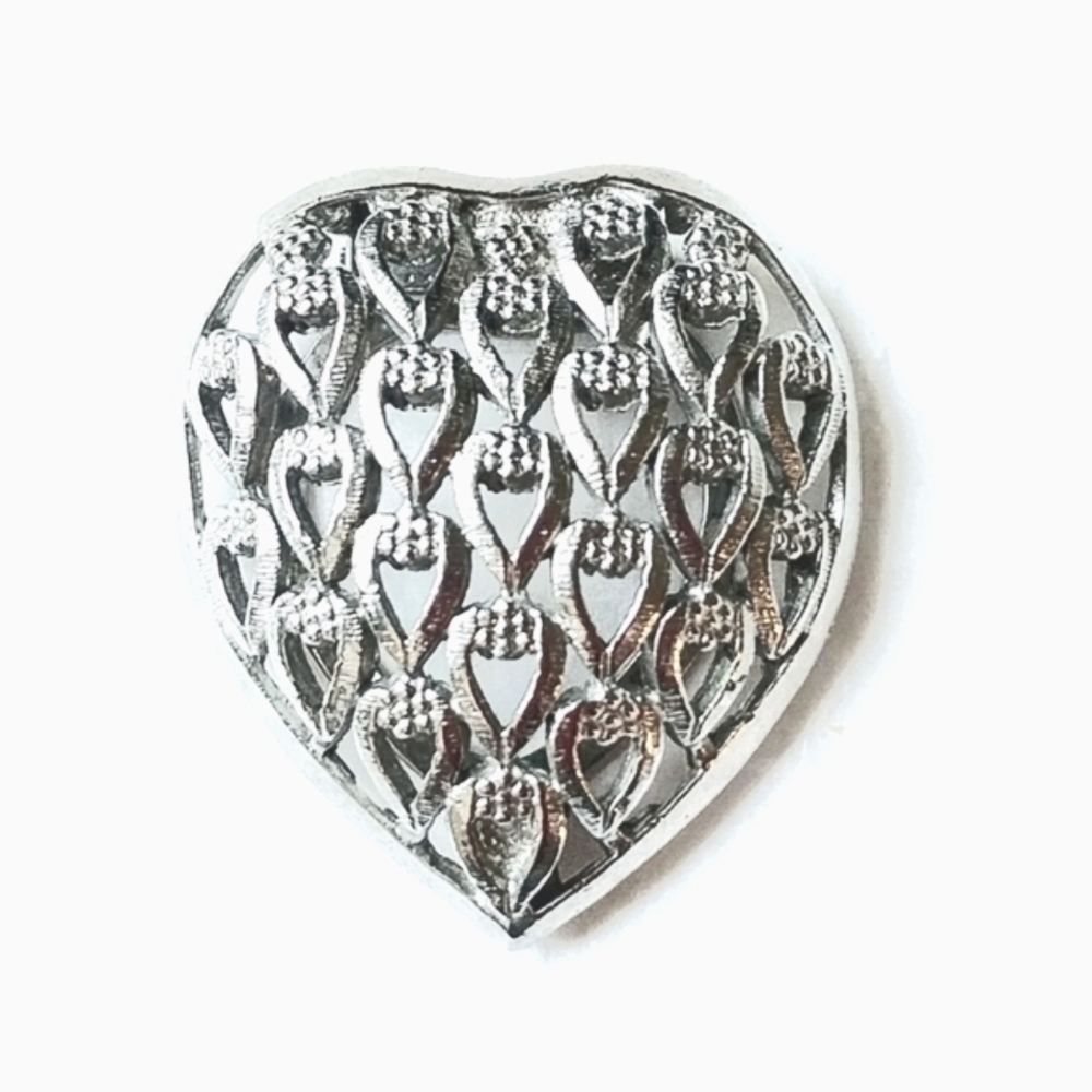 CELEBRITY SILVERTONE HEART SHAPED SCARF CLIP - VINTAGE SCARF HOLDER